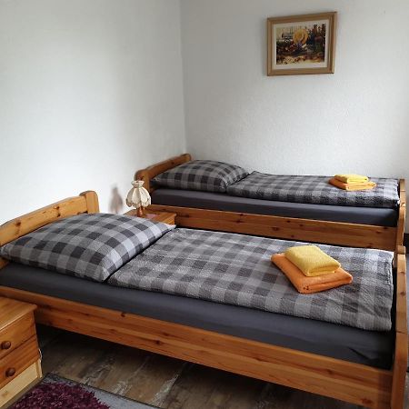 Kottmarschenke - Gaestezimmer Und Ferienwohnung Am Kottmar エクステリア 写真