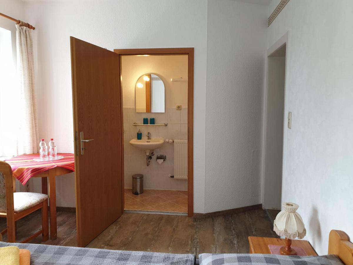 Kottmarschenke - Gaestezimmer Und Ferienwohnung Am Kottmar エクステリア 写真
