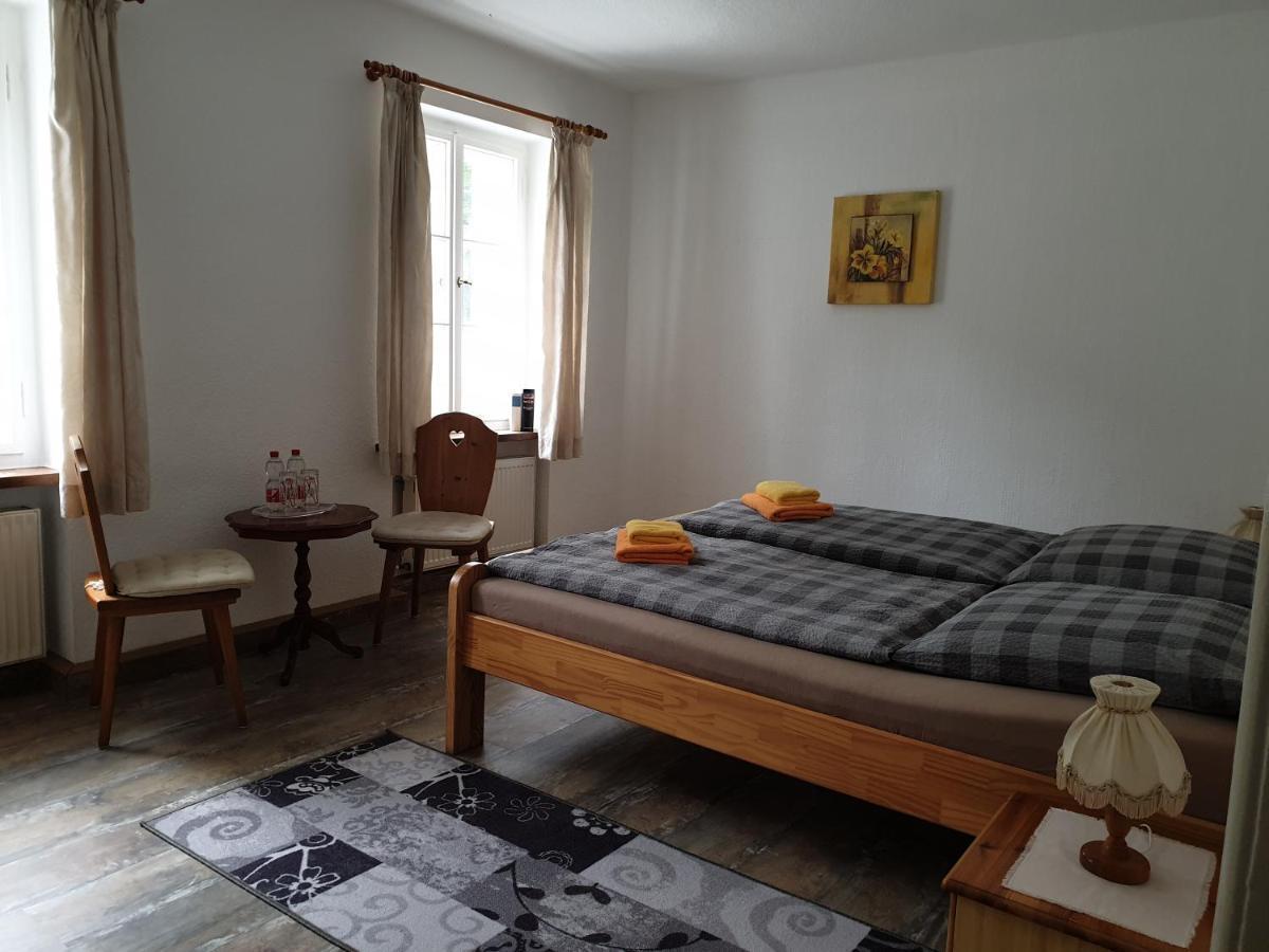 Kottmarschenke - Gaestezimmer Und Ferienwohnung Am Kottmar エクステリア 写真